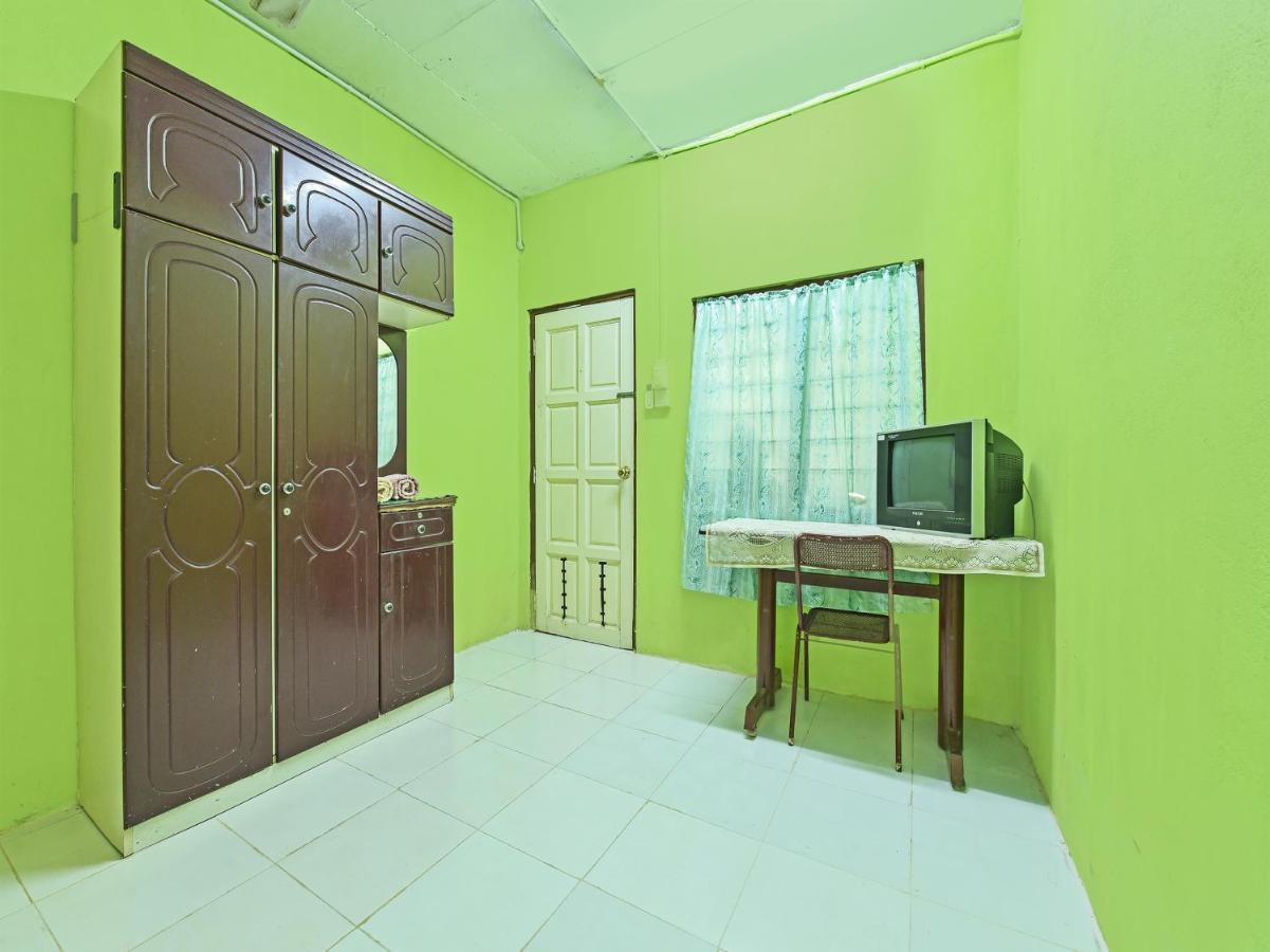 Oyo 90454 Haza Harmoni Guesthouse Kota Bharu Exterior foto